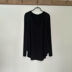 EUC_Black Long Sleeve Lululemon Women’s